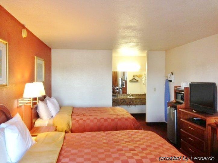 Travel Inn & Suite Springerville Exterior photo