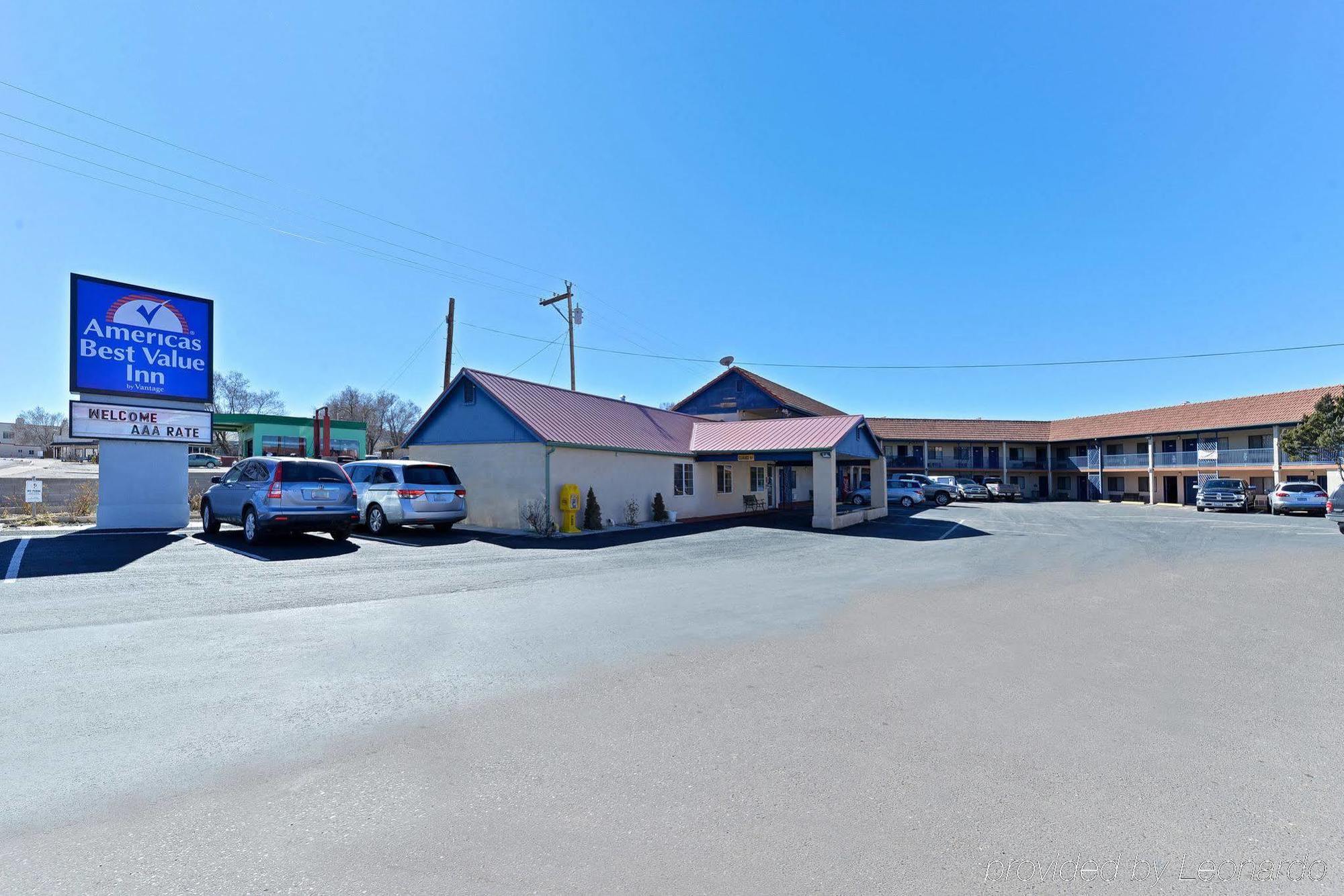 Travel Inn & Suite Springerville Exterior photo